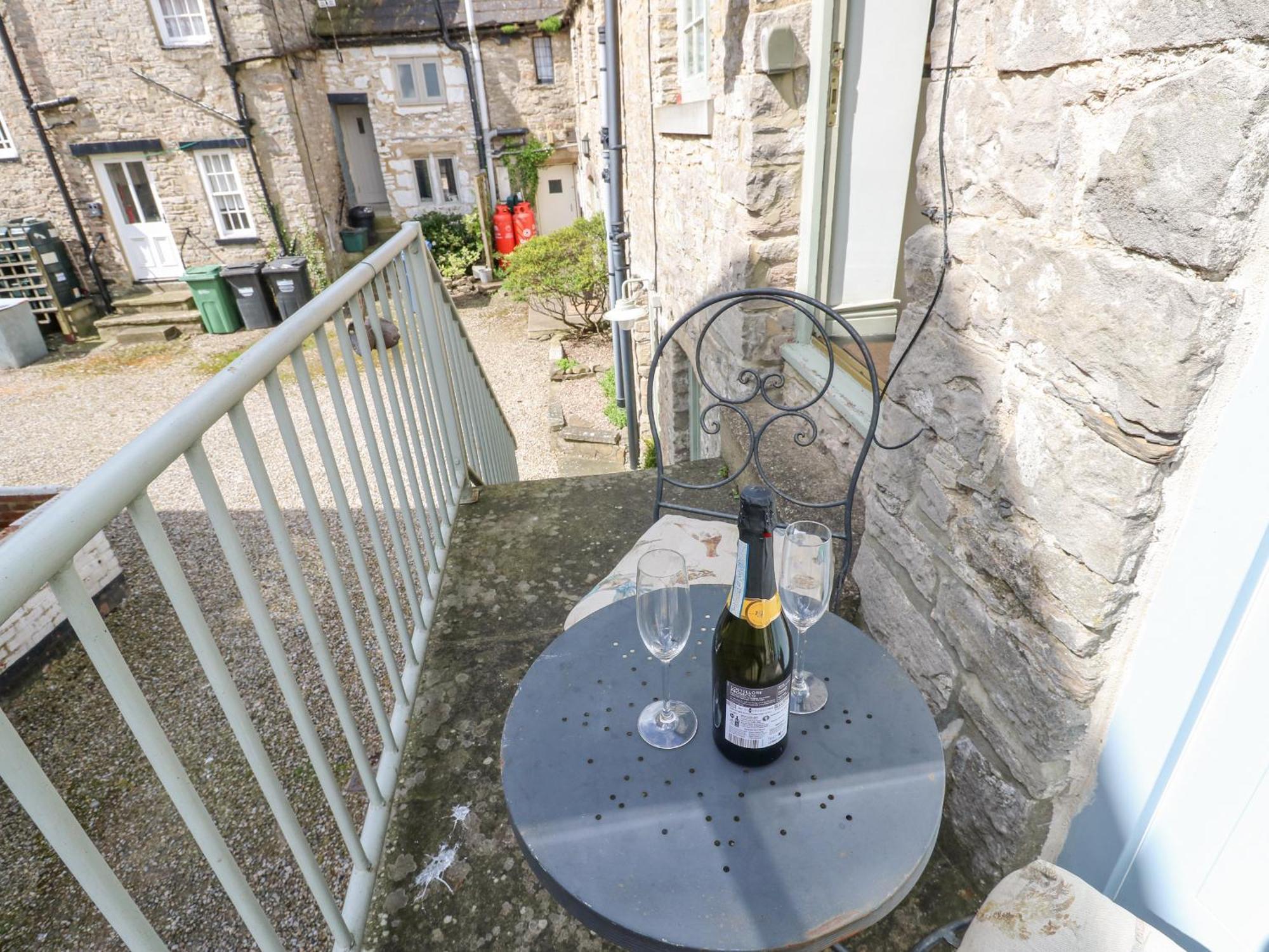 In & Out Cottage Middleham Eksteriør billede